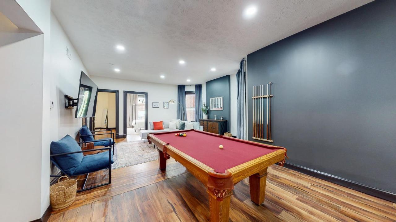 Stylish 2nd Floor With Pool Table Office Space Near Churchill Downs Apartment Louisville